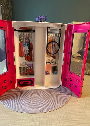 Barbie Pembe Renkli Dolabı - Görsel 2