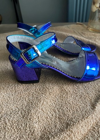 Cocuk Parlak Mavi Blok Topuklu Sandalet - Görsel 2