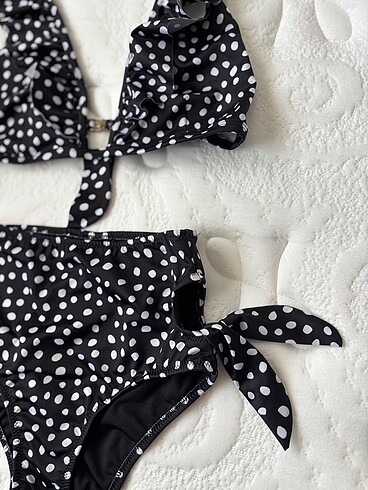 Trendyol & Milla Yüksekbel Bikini Takımı