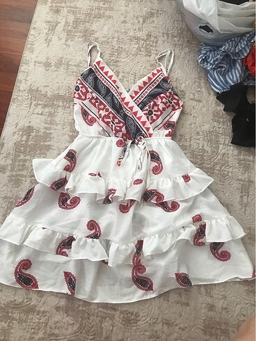 Askılı elbise