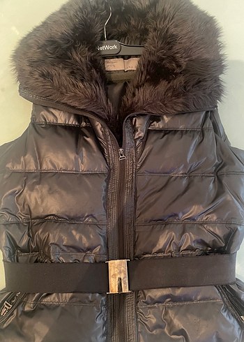 Siyah Kürklü Yelek - Görsel 2