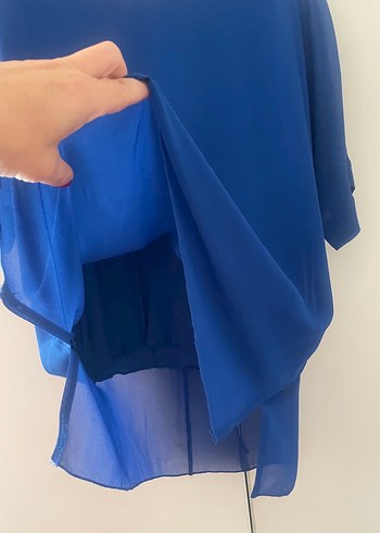 Mavi Saten Kadın Bluz, Kısa Kollu, Salaş - Görsel 4