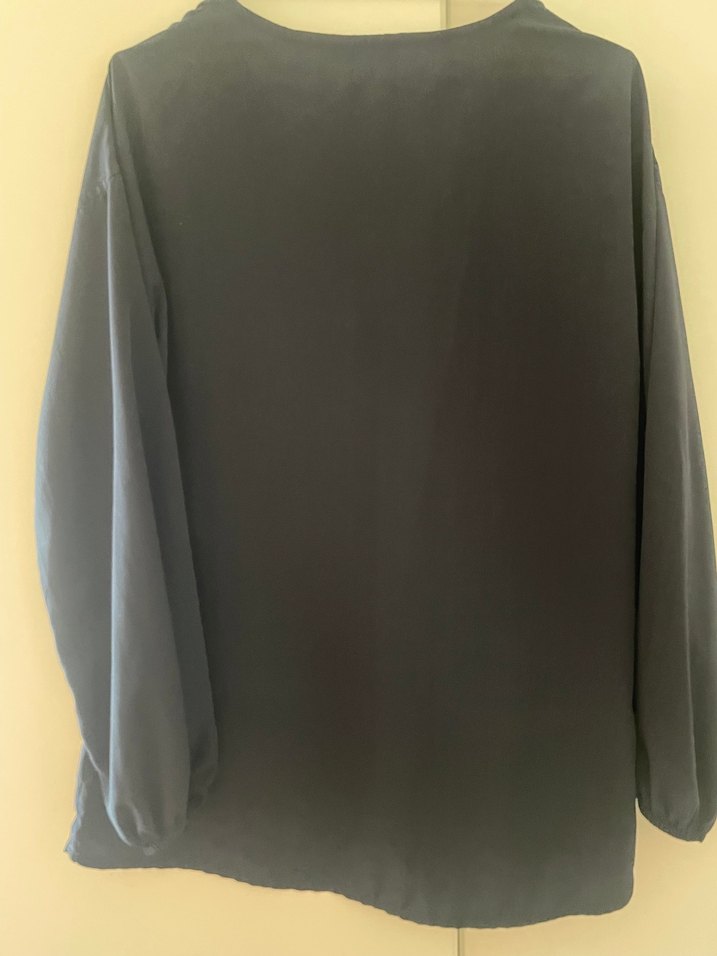 Lacivert V Yaka Salaş Kadın Afrodit Bluz - Görsel 2