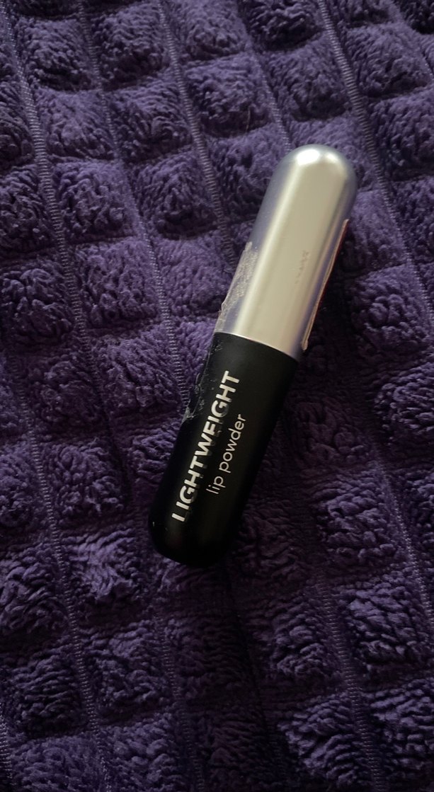 Flormar Mat Kırmızı Ultra Hafif Ruj - Görsel 3