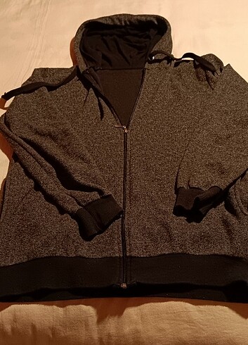 Shirt kapsonlu
