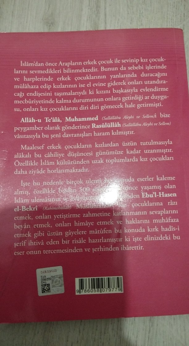 Kız Çocuklarına İyi Bakmanın Faziletleri Kitabı - Görsel 2