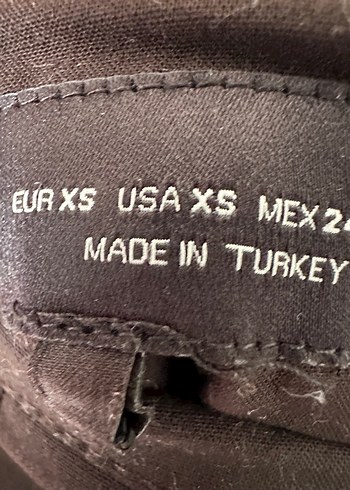 xs Beden Zara Şortlu Pileli Mini Etek