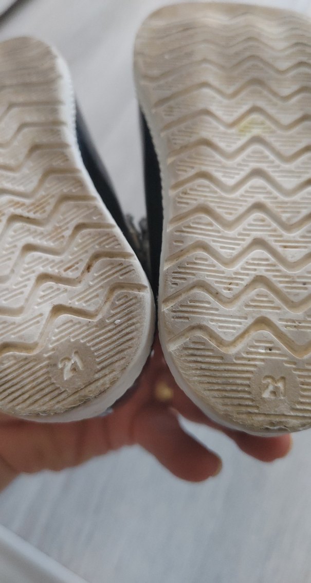 Kız Çocuk Siyah Tokalı Çiçekli Babet - Görsel 2