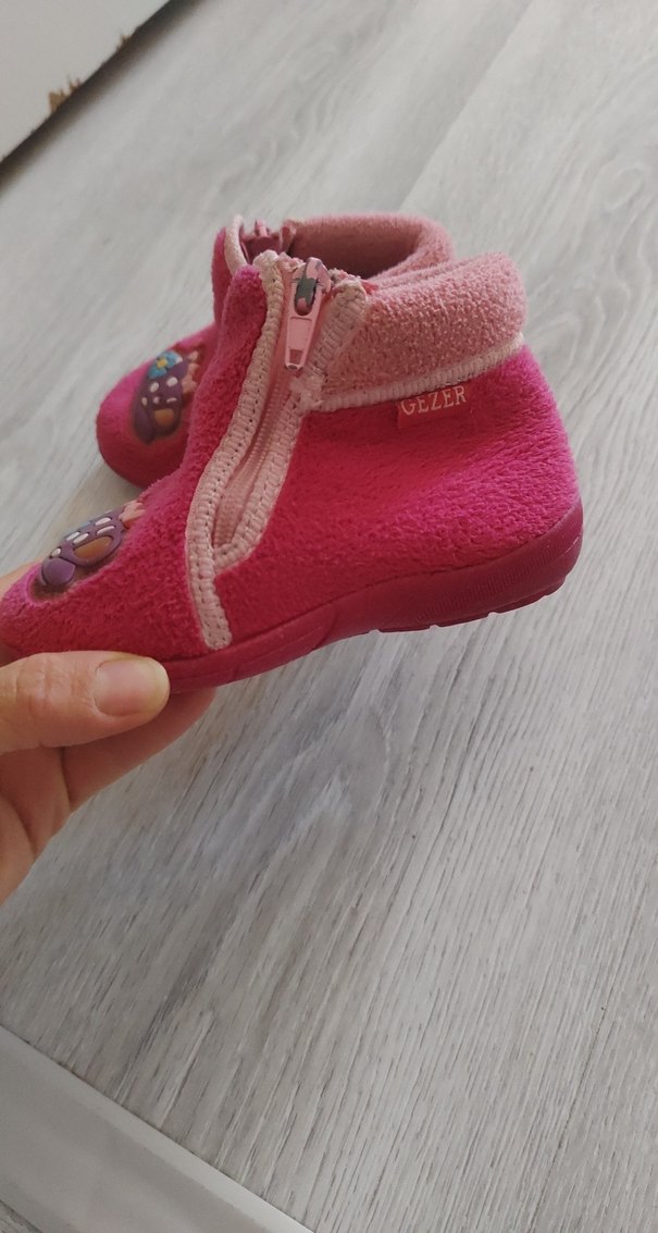 Kız Çocuk Pembe Nakışlı Sıcak Terlik - Görsel 3