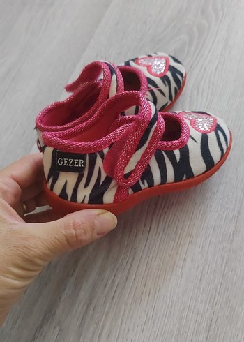 Kız çocuk ev ayakkabısı - Görsel 3