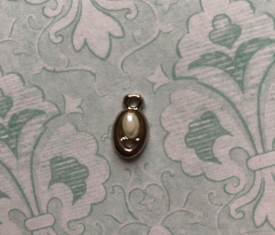 Yargıcı incili oval charm - Görsel 4