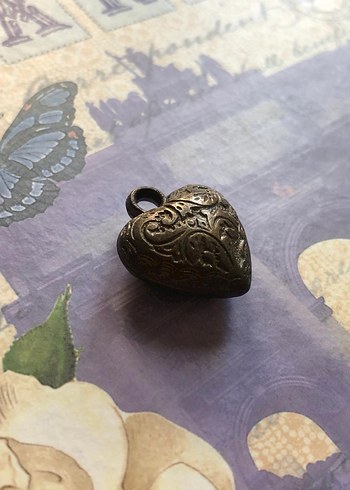 Antik işlemeli kalp charm - Görsel 6