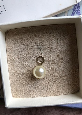 Yargıcı inci charm - Görsel 4