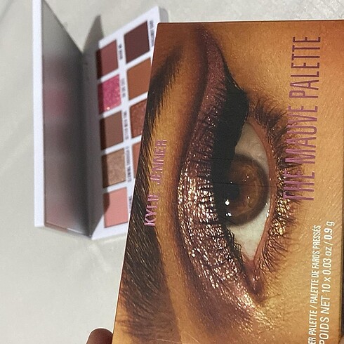 Kylie Cosmetics KYLIE JENNER FAR PALETİ
