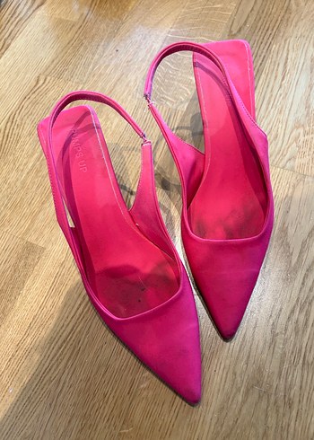Pembe stilettp