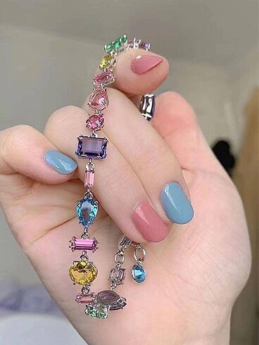 Beden Swarovski gema bileklik