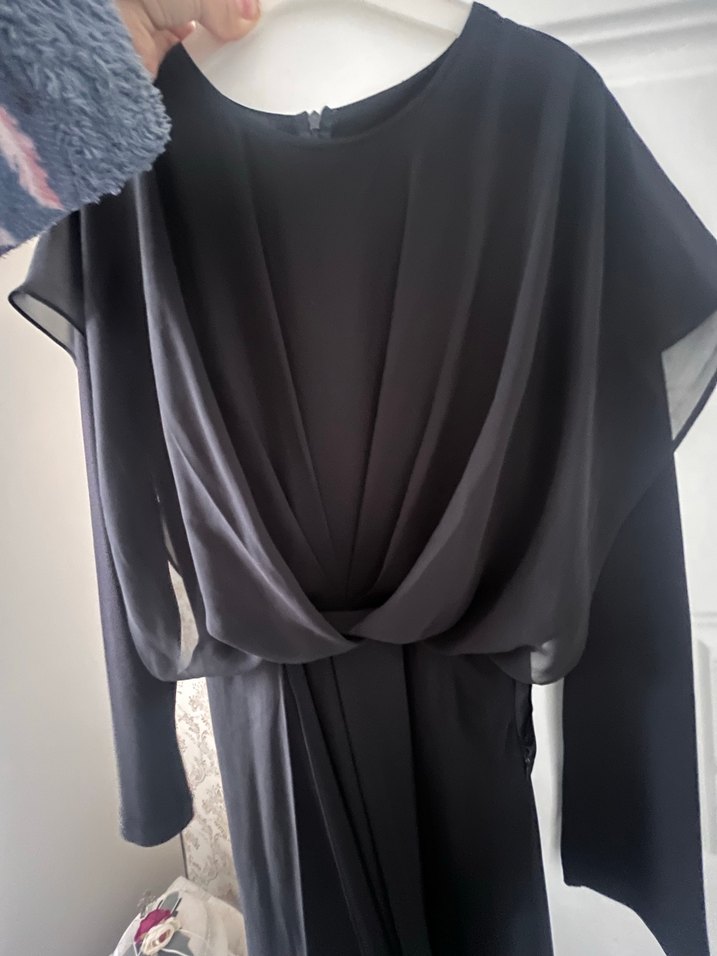 Uzun Kollu Drapeli Siyah tulum - Görsel 3