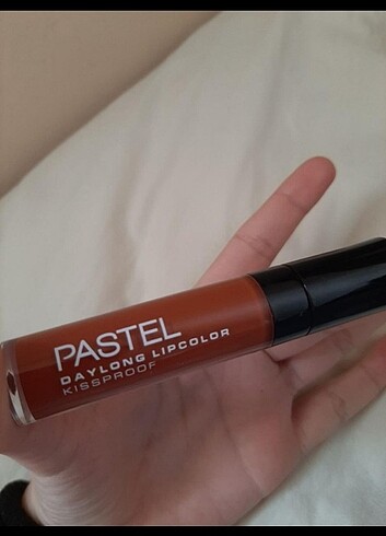 Pastel mat ruj