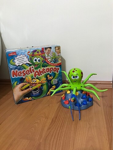 Neşeli ahtapot orjinal kutusunda
