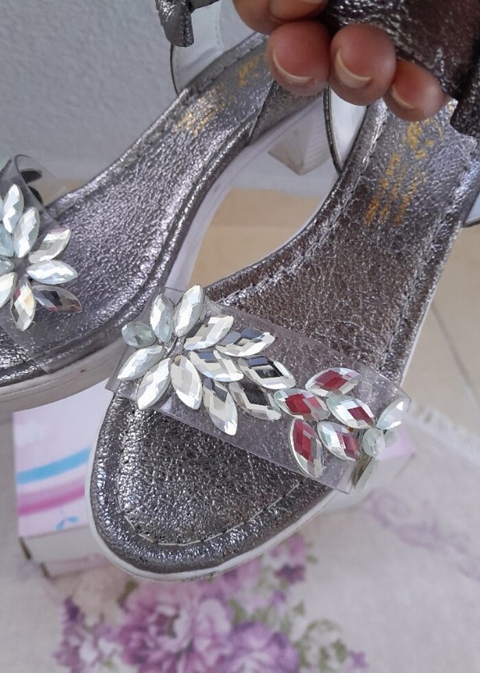 Kız çocuk topuklu ayakkabı - Görsel 3