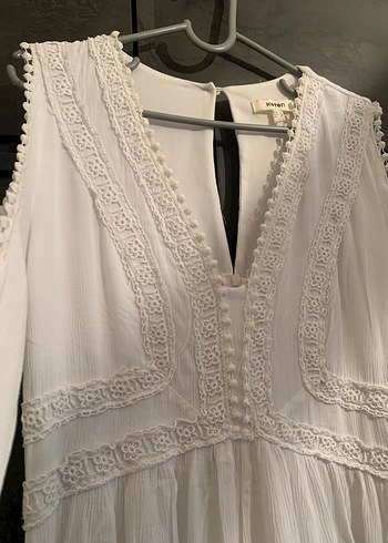 Uzun Beyaz Pamuklu Bohem Dantel Detaylı Elbise - Görsel 2