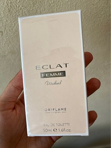 Oriflame Eclat femme weekend