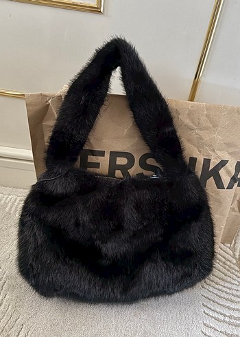 bershka siyah peluş çanta - Görsel 4