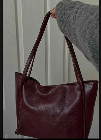 Stradivarius Keten pantolon ve bordo çanta