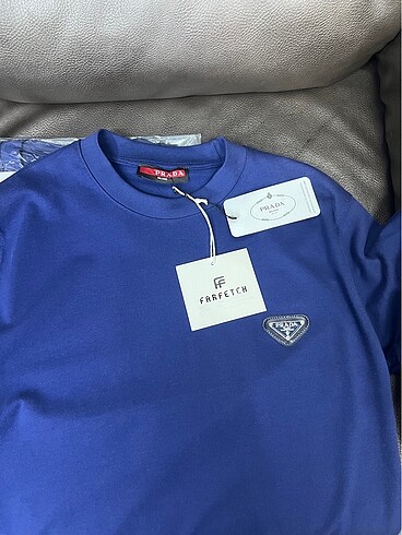 Prada t shirt