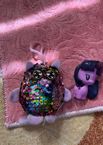  Beden Renkli Pullu Peluş Oyuncak ve Mor At Figürü