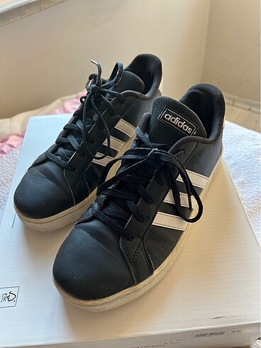 Adidas Ayakkabı