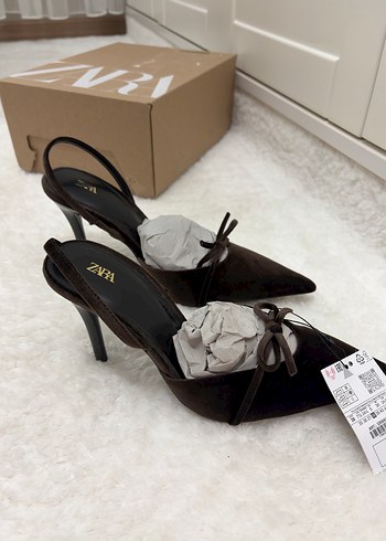 Zara Kahverengi Süet Stiletto Topuklu Kadın Ayakkabı - Görsel 5