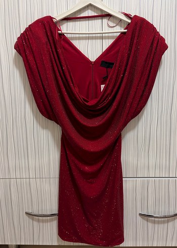 Zara Vatkalı Kısa Taşlı Elbise - Görsel 4