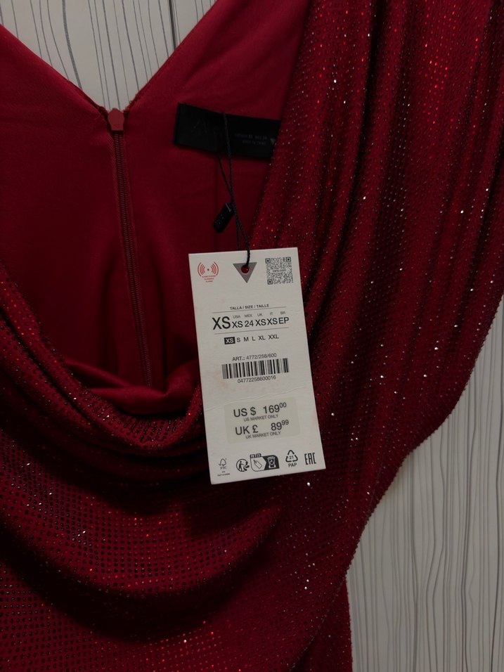 Zara Vatkalı Kısa Taşlı Elbise - Görsel 5