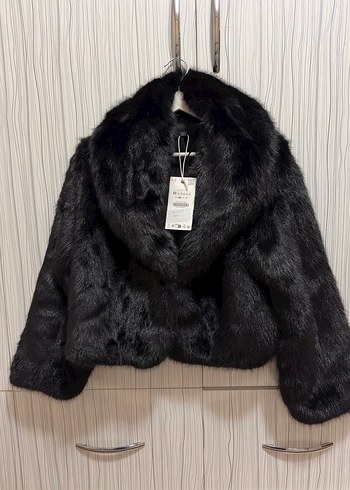 Siyah Kürklü Crop Ceket - Görsel 5