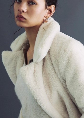 Beyaz Midi Boy Kürk Detaylı Kaban - Görsel 3