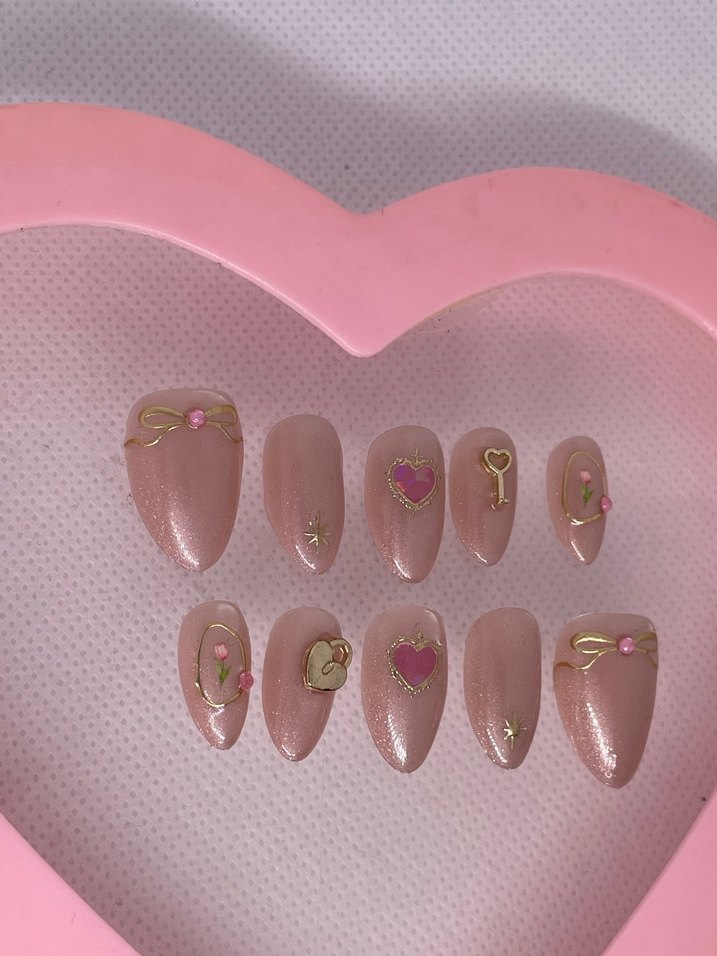 Cat Eye Pembe Takma Tırnak - Görsel 2