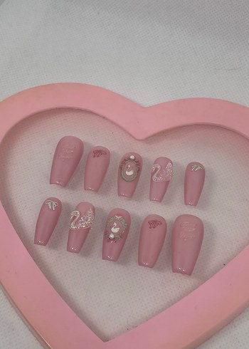 Pastel Pembe Kuğu Takma Tırnak - Görsel 2