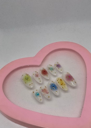 Pastel Renkli Takma Tırnak - Görsel 2