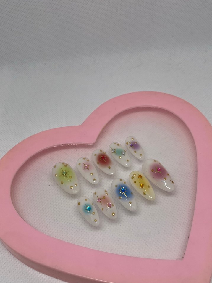 Pastel Renkli Takma Tırnak - Görsel 2