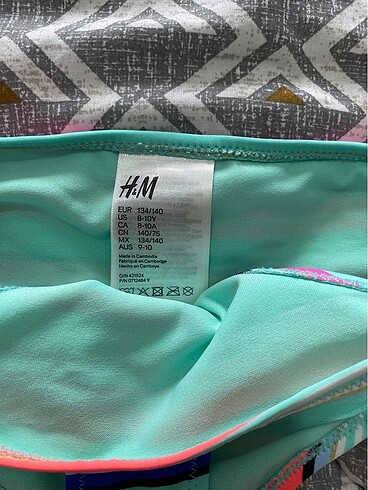 H&M H&M marka 8 yaş iki adet bikini altı