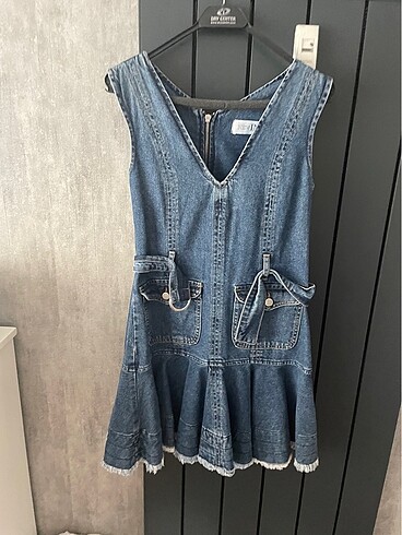 NewIN elbise