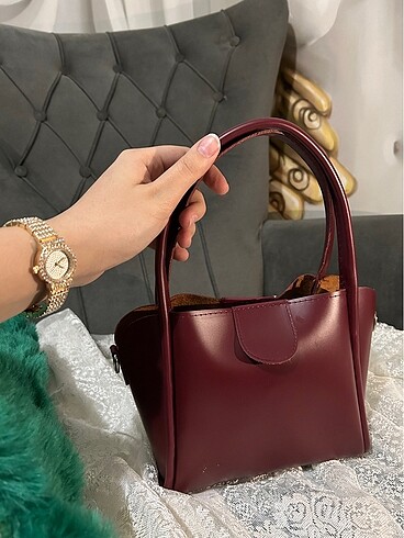 Bordo çantamız