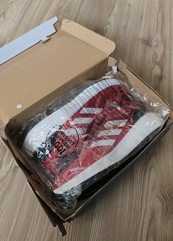 45 Beden kırmızı Renk Adidas Run Falcon 3.0 Cloudfoam