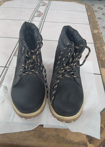 Siyah Bağcıklı Erkek Kauçuk Bot
