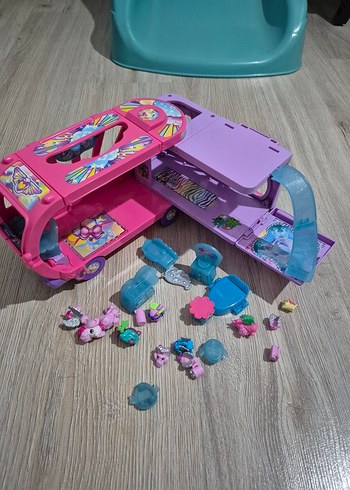 HATCHİMALS DÖNÜŞEBİLEN RAİNBOW KARAVANI - Görsel 5