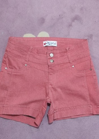Pembe Düğmeli Mini Denim Şort