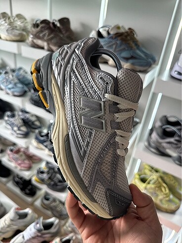 New Balance New b.1906