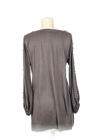 universal Beden PreLoved Bluz %70 İndirimli.