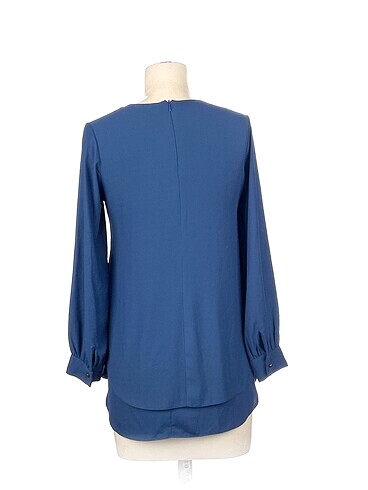 36 Beden PreLoved Bluz %70 İndirimli.
